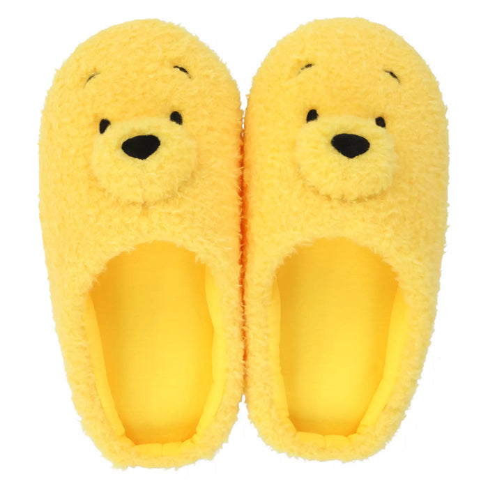TDR - Winnie the Pooh Big Face Fluffy Room Shoes Size: 24 to 26 cm (Release Date: Sept 18, 2025)