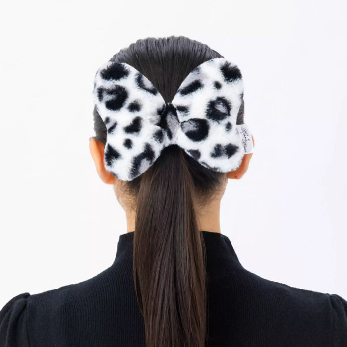 TDR - 2026 Minnie Mouse Fluffy Big Bow with Leopard Print Hair Tie Color: White (Release Date: Sep 24, 2026)