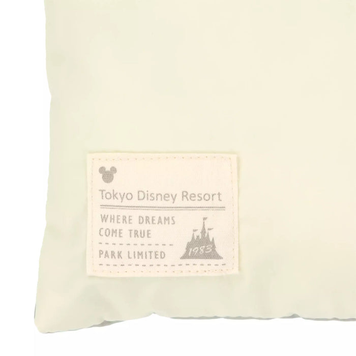 TDR - Enjoy Winter Fashion Collection x Mickey Mouse Scarf  for Adults Color: White (Release Date: Oct 16, 2025)