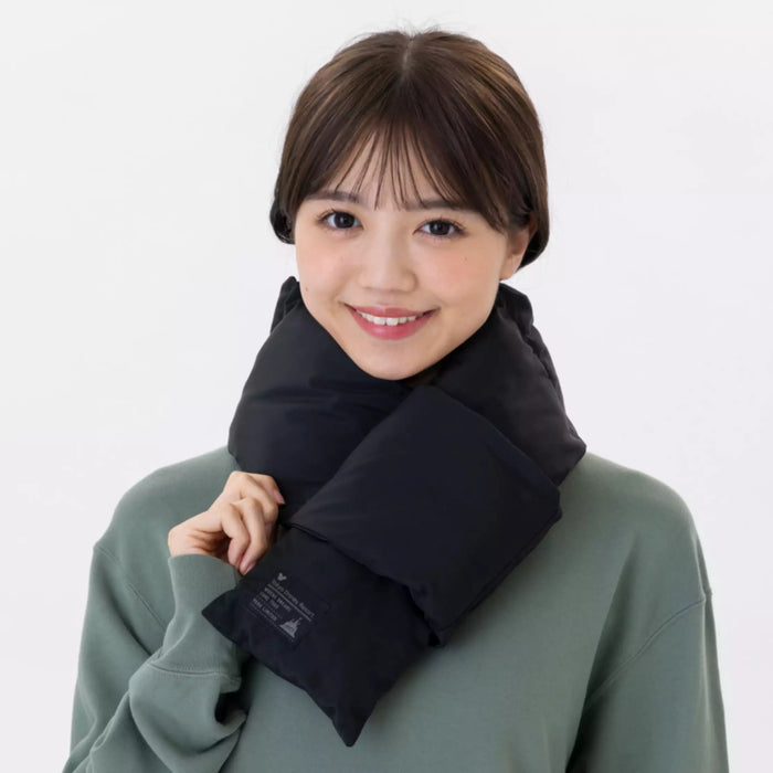 TDR - Enjoy Winter Fashion Collection x Mickey Mouse Scarf  for Adults Color: Black (Release Date: Oct 16, 2025)