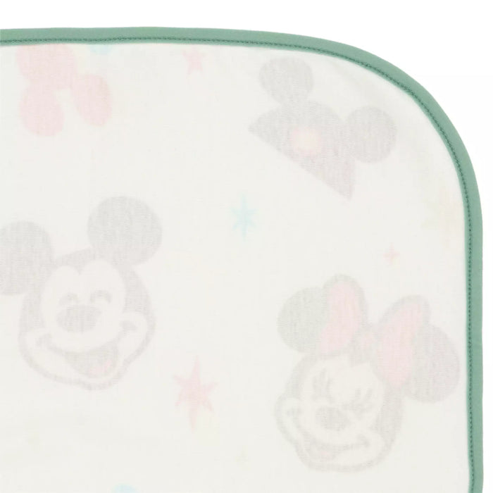 TDR - 2026 Mickey & Friends "AWESOME DAY WITH MY PALS!" Blanket & Drawstring Bag (Release Date: Oct 22, 2026)