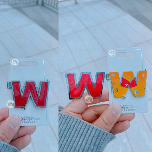 SHDL - Disney Character English Alphabet ‘W’ Winnie the Pooh Pin