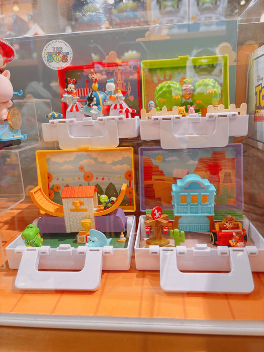 SHDL - Shanghai Disney Resort Attraction "Polly Pocket" Toy/Figure Mystery/Blind Box