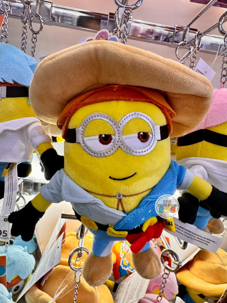 Universal Studios - BTS 🩷 Despicable Me 4 - V Plush Keychain