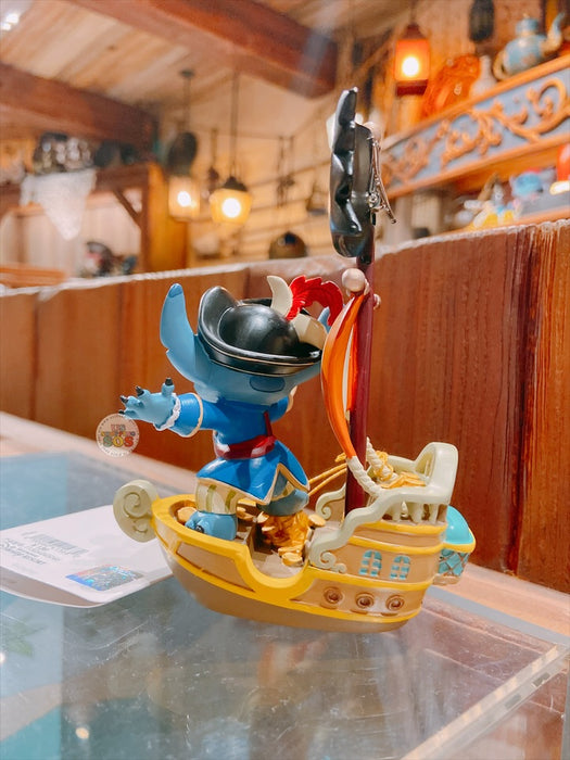 SHDL - Pirates of the Caribbean Stitch Clip Frame