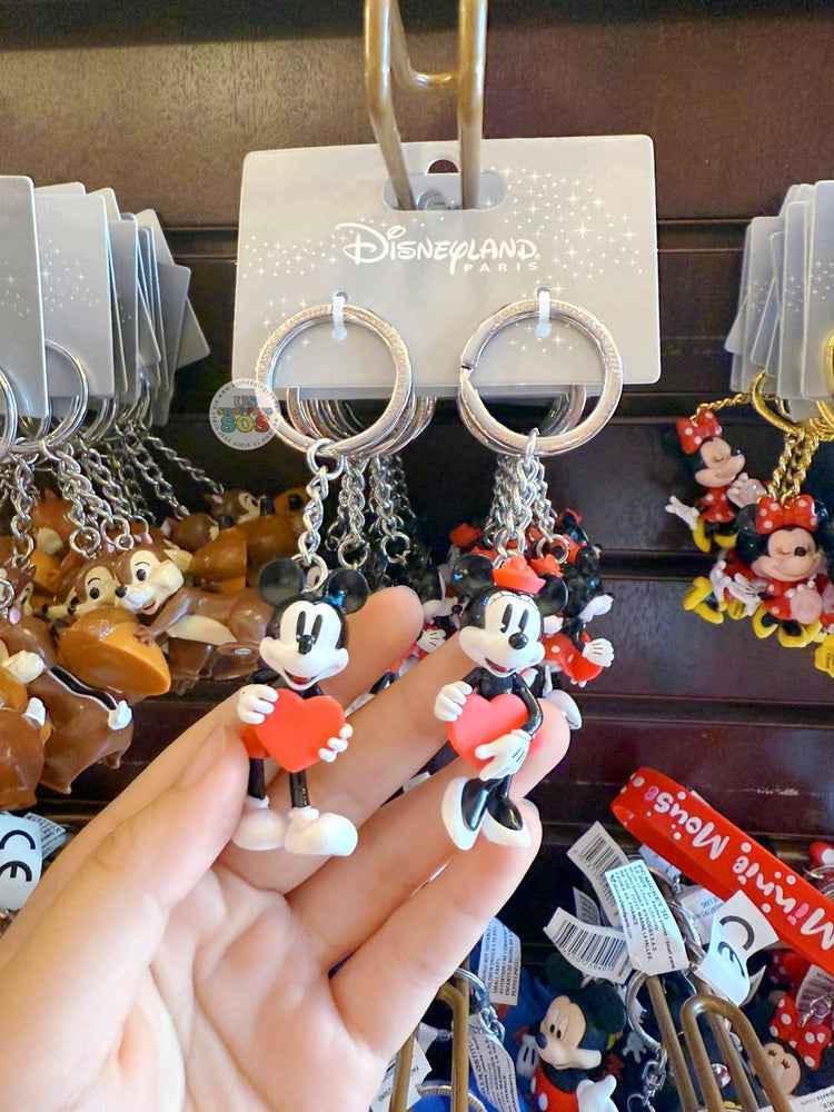 DLP - Mickey & Minnie Mouse "Holding Hearts" Keychain Set of 2