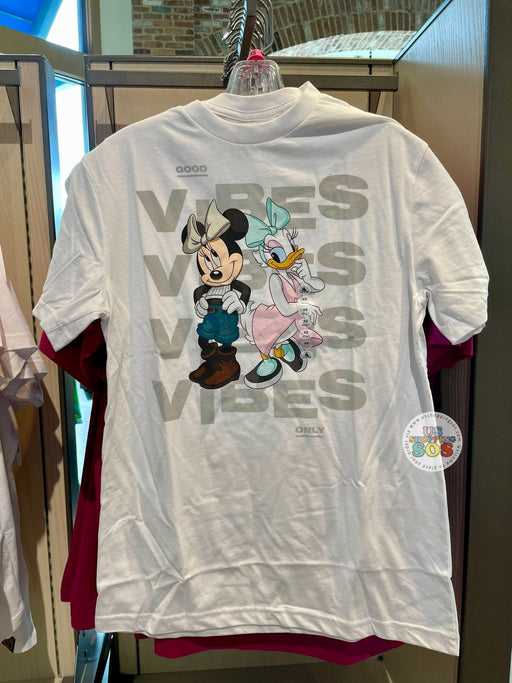 DLR/WDW - Minnie & Daisy Good Vibes Only Graphic Tee