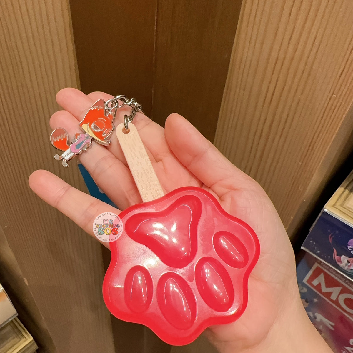 HKDL - Zootopia 2 Nick Wilde & Pawpsicles Keychain — USShoppingSOS