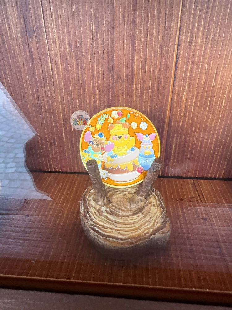 HKDL - Gold Medallion Coin x Fantasyland Exclusive "Winnie the Pooh & Piglet & Roo"