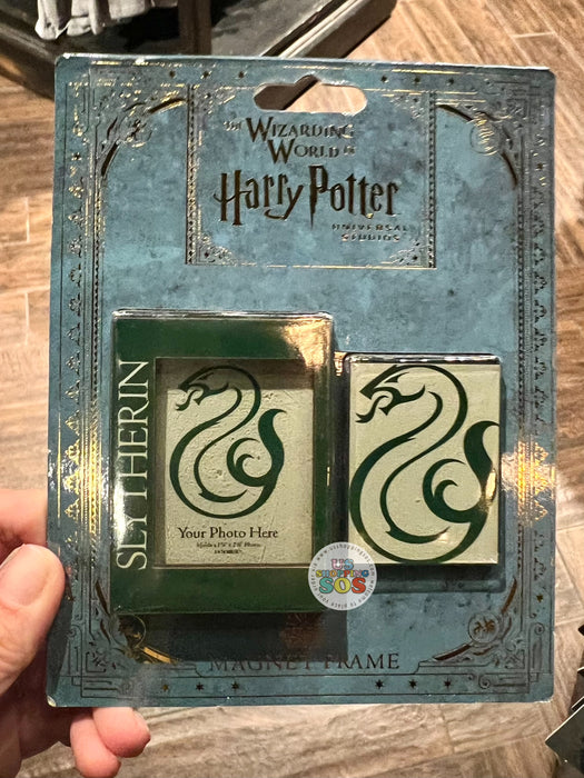 Universal Studios - The Wizarding World of Harry Potter - Slytherin Photo Magnet Frame