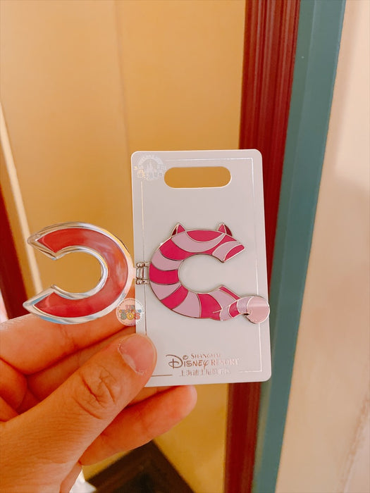 SHDL - Disney Character English Alphabet ‘C’ Cheshire Cat Pin