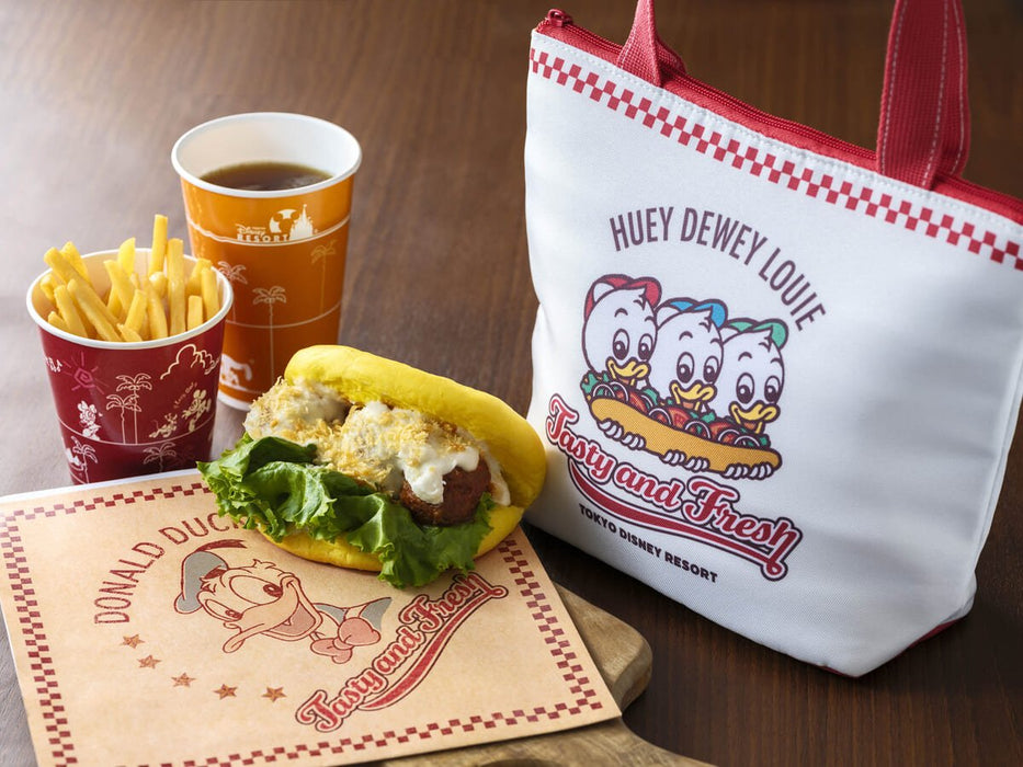 TDR - Huey, Dewey, and Louie ""American diner" Collection x Souvenior Insulated Lunch Bag (Release Date: Dec 26, 2024)