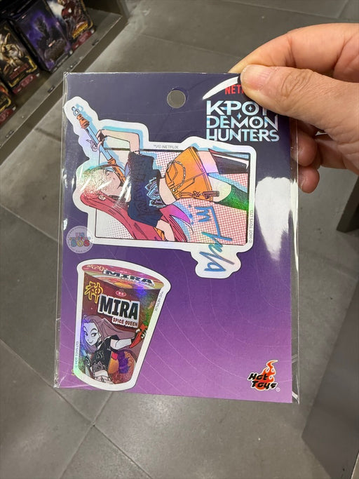 Hot Toy Cosbi - KPop Demon Hunters x Huntrix Zoey & Cup Noodle Iridescent Sticker