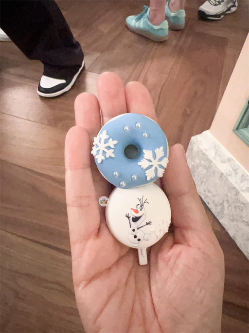 HKDL - World of Frozen 3D Olaf Donut Shaped Magnet