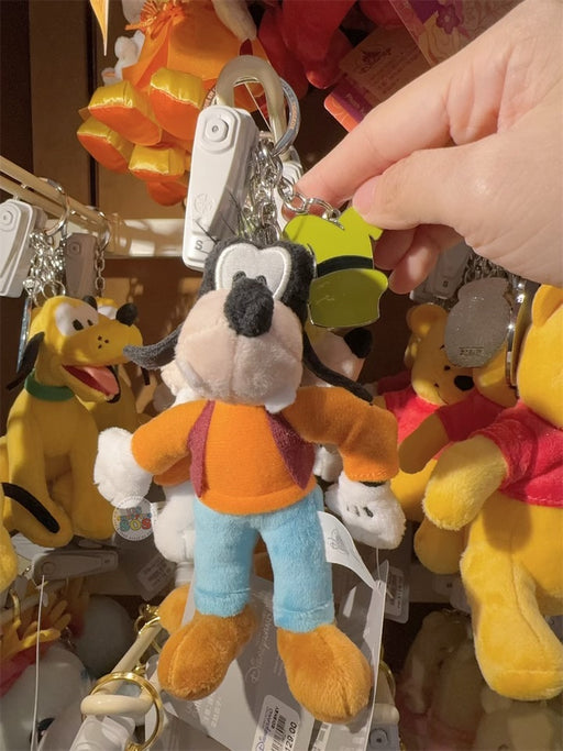 HKDL - Goofy Plush Keychain with Button Badge
