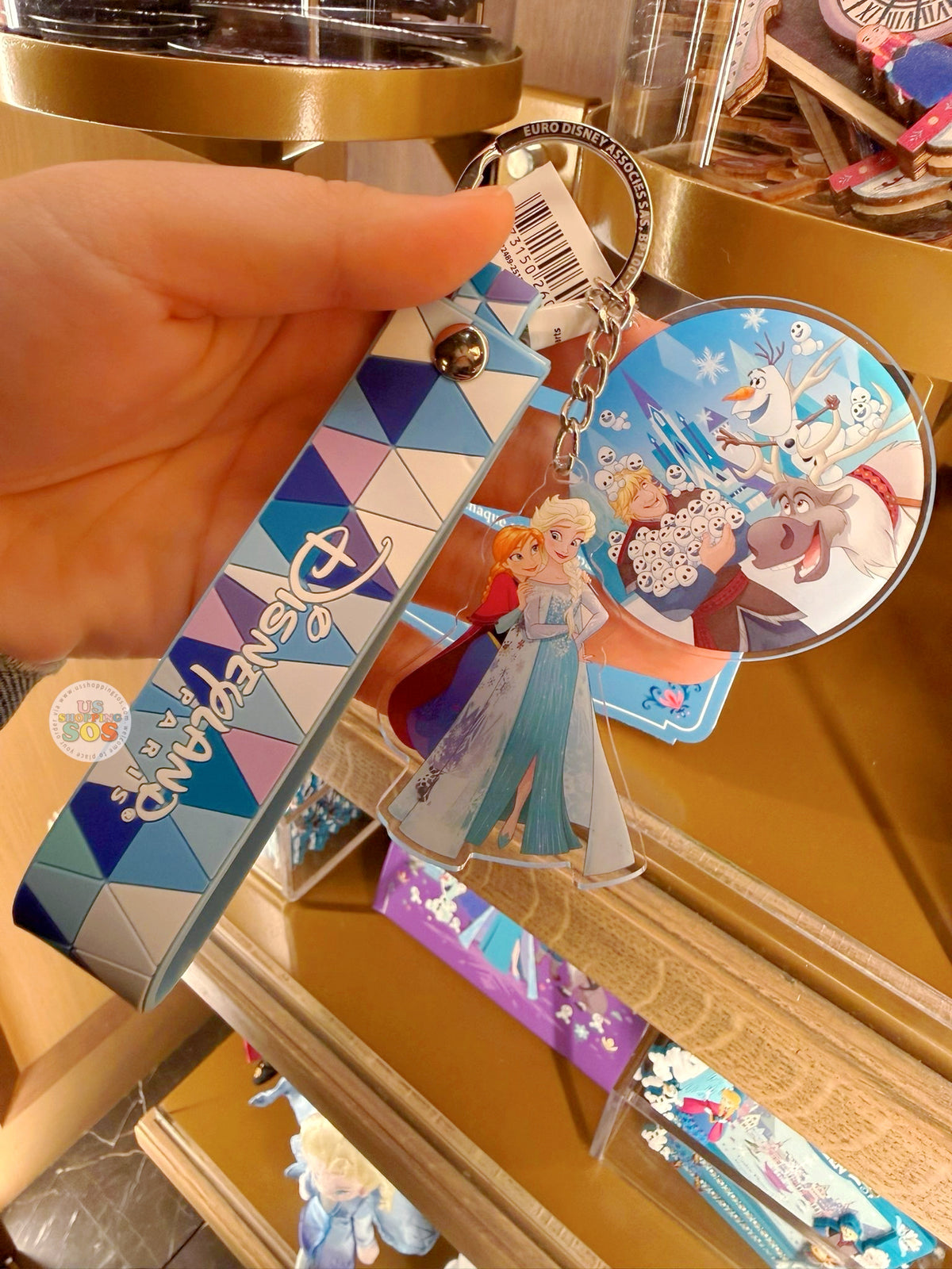 DLP - 2026 World of Frozen x Elsa, Anna, Olaf & Kristoff Keychain