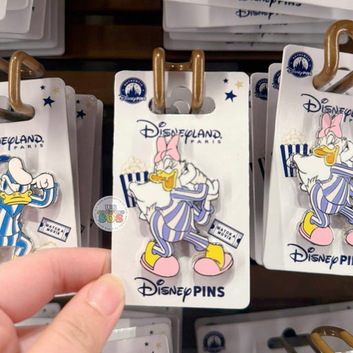 DLP - Daisy Duck ‘Pajama Party" Pin Badge