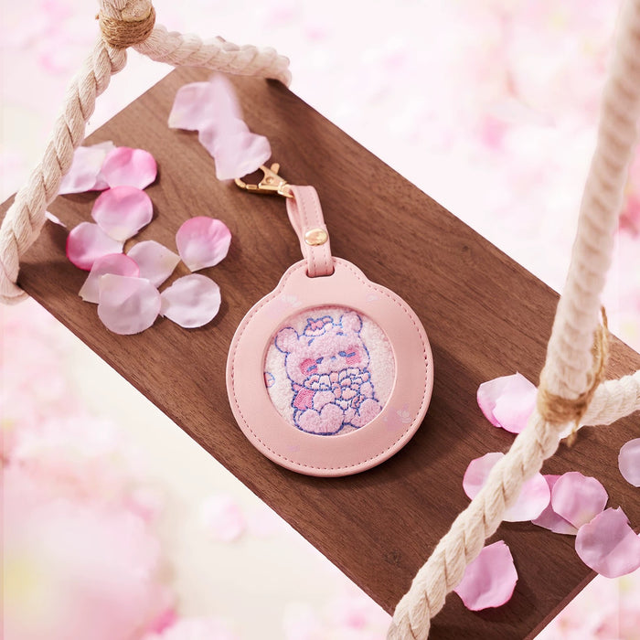 SHDS - 2026 Sakura Collection x Winnie the Pooh "Button Badge" Holder (Release Date: Jan 16, 2026)