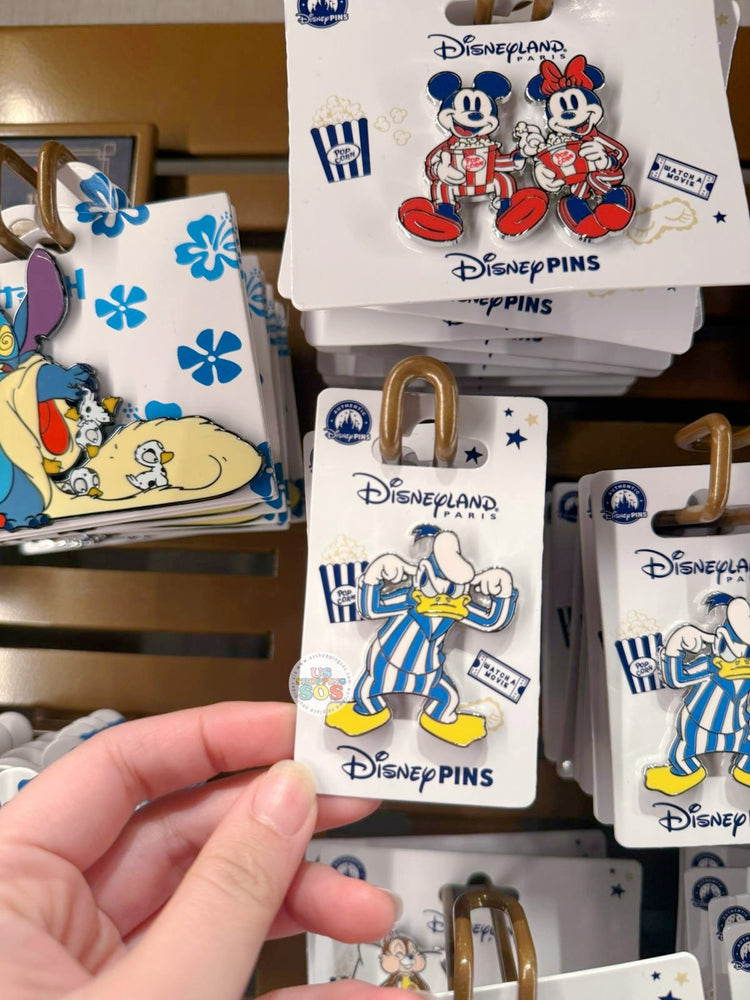 DLP - Donald Duck ‘Pajama Party" Pin Badge