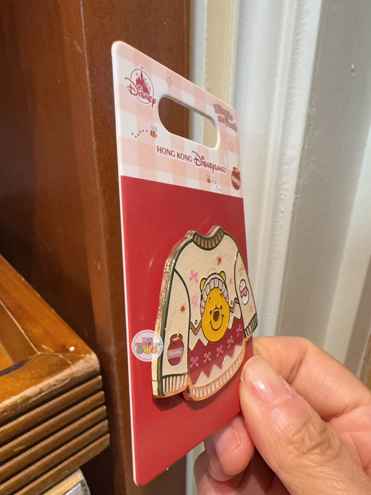 HKDL - 2026 Winnie the Pooh Winter Woolies x Sweater Shaped Pin Badge