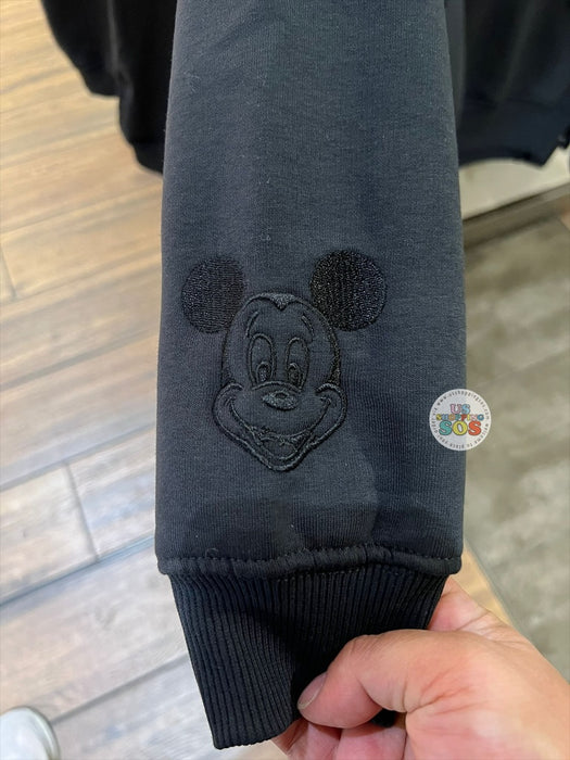 DLR/WDW - Mickey Victory Hand Sherpa Icon Park Logo Black Hoodie Pullover (Adult)