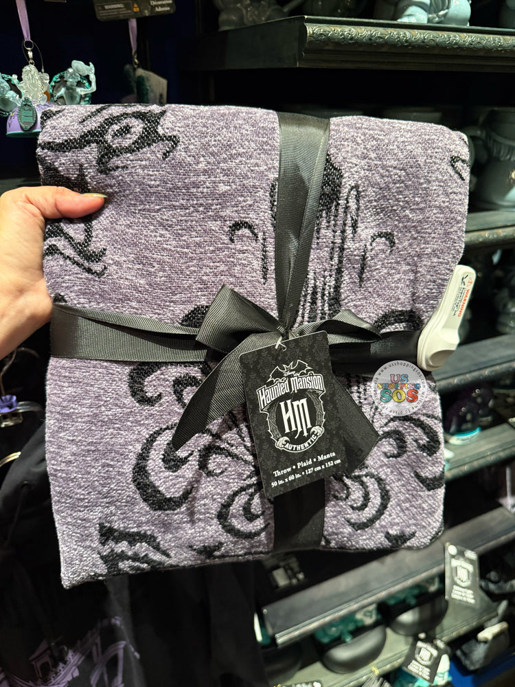 DLR/WDW - The Haunted Mansion - Wallpaper Chenille Blanket 50”x60”