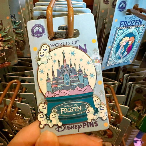 DLP - 2026 World of Frozen x Pin of Snowgies Snowglobe