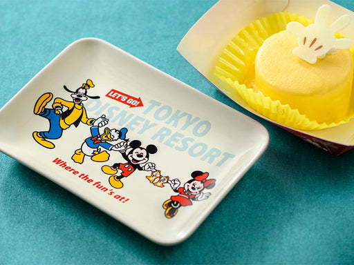 TDR - "Let's go to Tokyo Disney Resort" Collection x Mickey & Friends Souvenior Dessert Plate (Release Date: April 1)