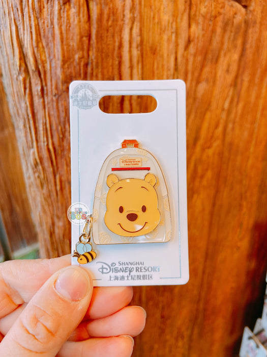 SHDL - Winnie the Pooh "Backpack" Shaped Pin