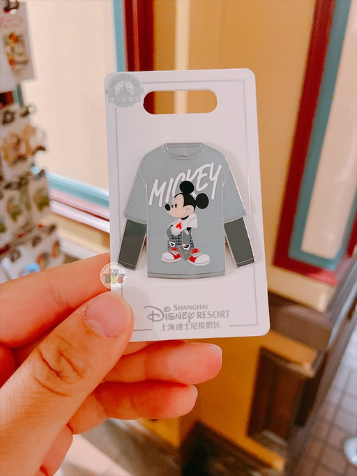 SHDL - Mickey Mouse "Sweatershirt" Shaped Pin