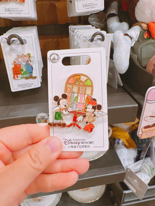 SHDL - 2026 Mickey & Friends Urban Aroma Collection x Mickey & Minnie Mouse Pin Badge (Release Date: May 26, 2026)