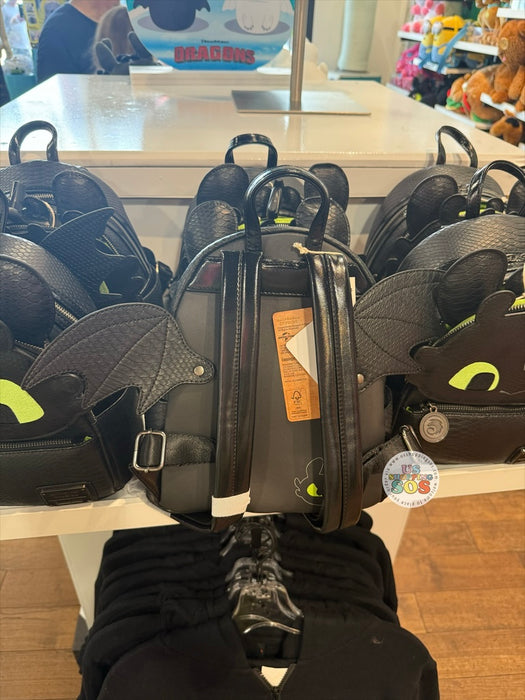 Universal Studios - How to Train Your Dragon - Toothless Loungefly Backpack