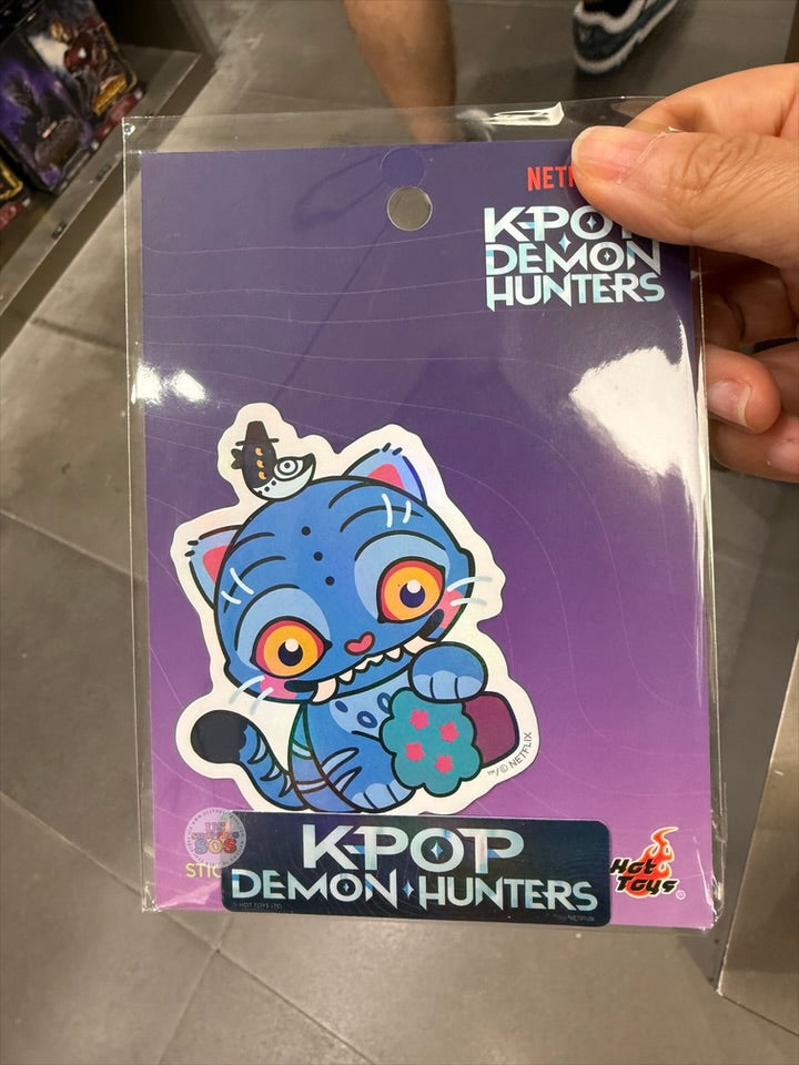 Hot Toy Cosbi - KPop Demon Hunters x Derpy Tiger & Sussie Iridescent Sticker