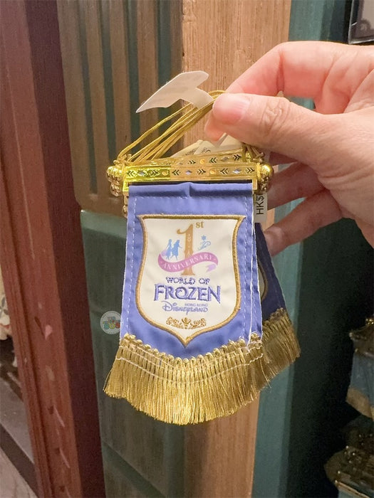 HKDL - World of Frozen 1st Anniversary Pennant & Magnet
