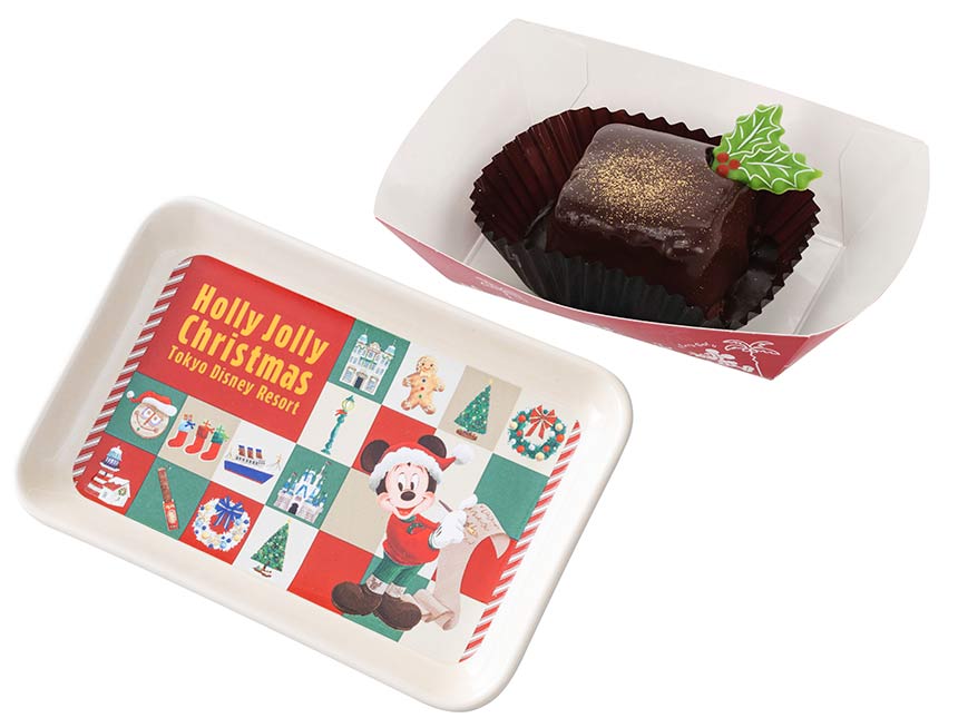 TDR - 2025 Mickey & Friends "Holly Jolly Christmas" Collection x Mickey Mouse Souvenir Dessert Plate (Release Date: Nov 10, 2025)