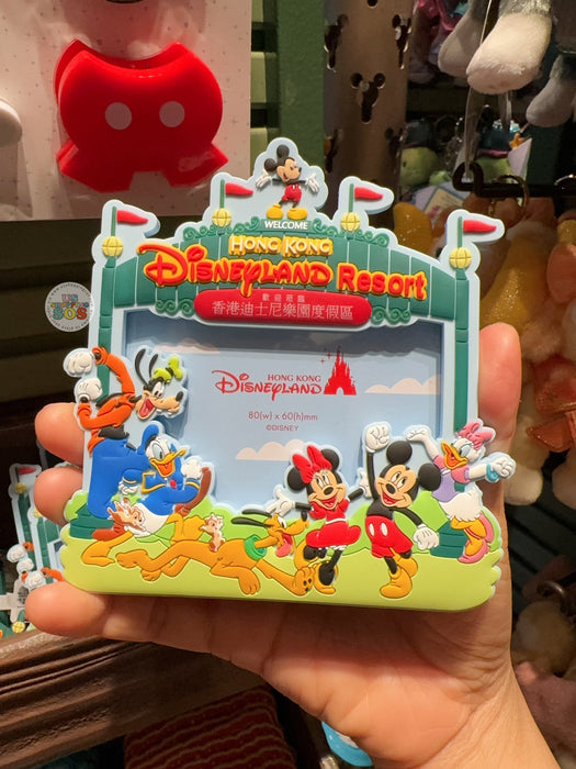 HKDL - Mickey & Friends Disneyland Park Entrance Shaped Magnet