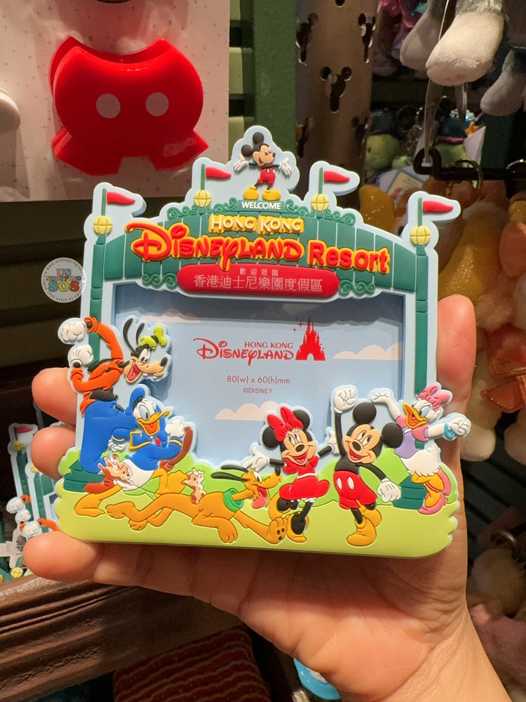 HKDL - Mickey & Friends Disneyland Park Entrance Shaped Magnet