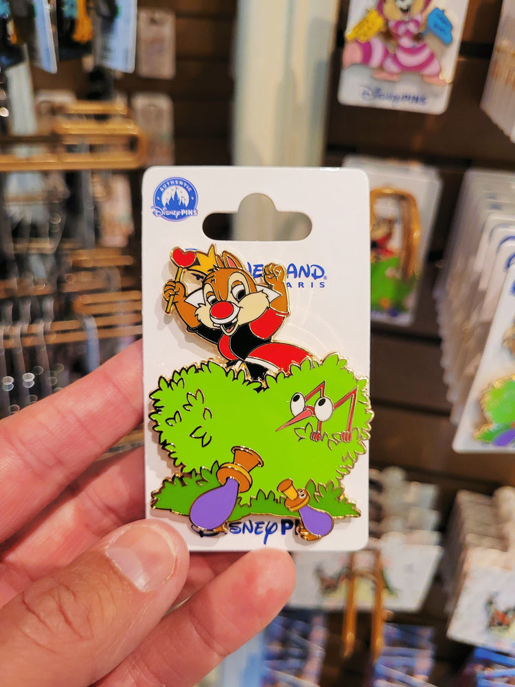 DLP - Alice in the Wonderland Dale in Queen of Heart Costume Pin