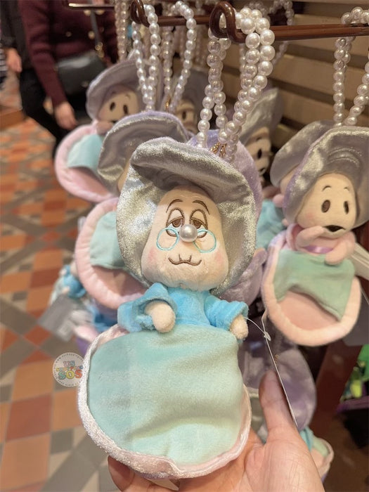 HKDL - "Young Oyster Goods 2024" Collection x  Granny Oyster & Pearl Chain Plush Keychain