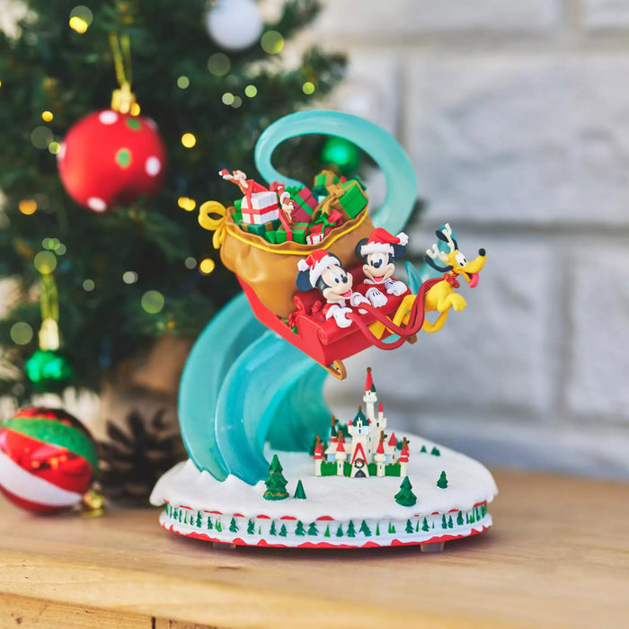 JDS -  2025 Disney Christmas Mickey & Friends x Mickey & Friends Music & Light Up Figure (Release Date: Nov 4, 2025)