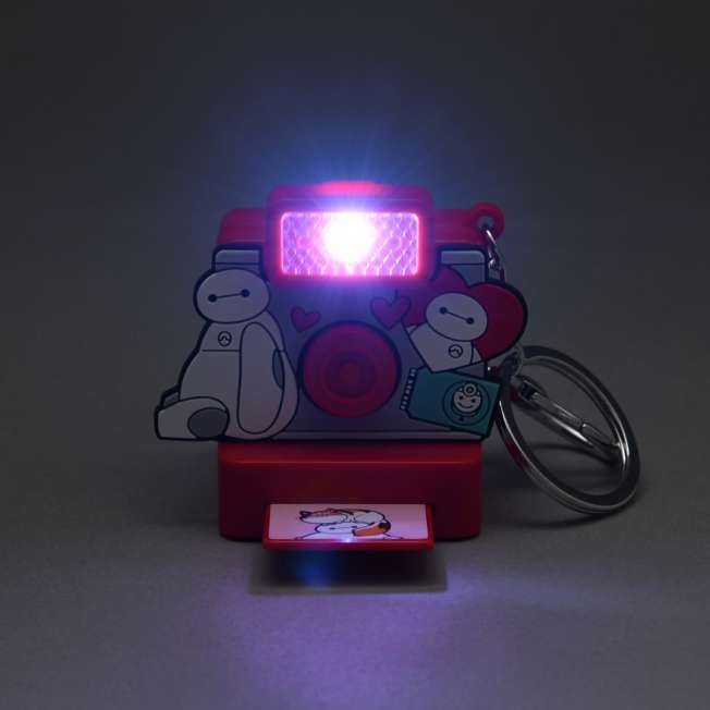 JDS - Key Chain Fes x Baymax & Mochi "Sound & Light Up" Camera Shaped Keychain (Release Date: Jun 24, 2025)
