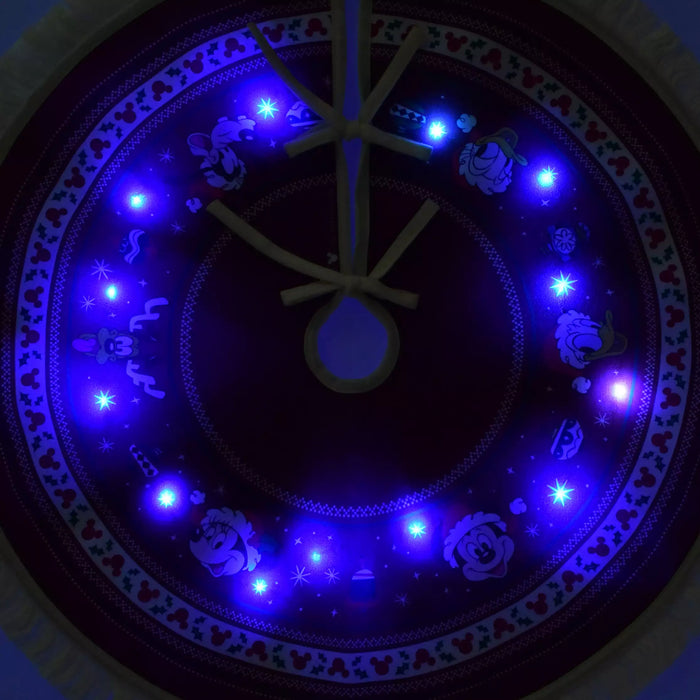 JDS -  2025 Disney Christmas Mickey & Friends x Mickey & Friends Light Up Tree Skirt (Release Date: Nov 4, 2025)