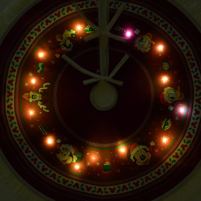 JDS -  2025 Disney Christmas Mickey & Friends x Mickey & Friends Light Up Tree Skirt (Release Date: Nov 4, 2025)