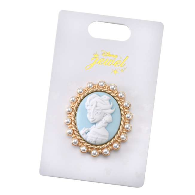 JDS - Elsa Cameo Style Brooch