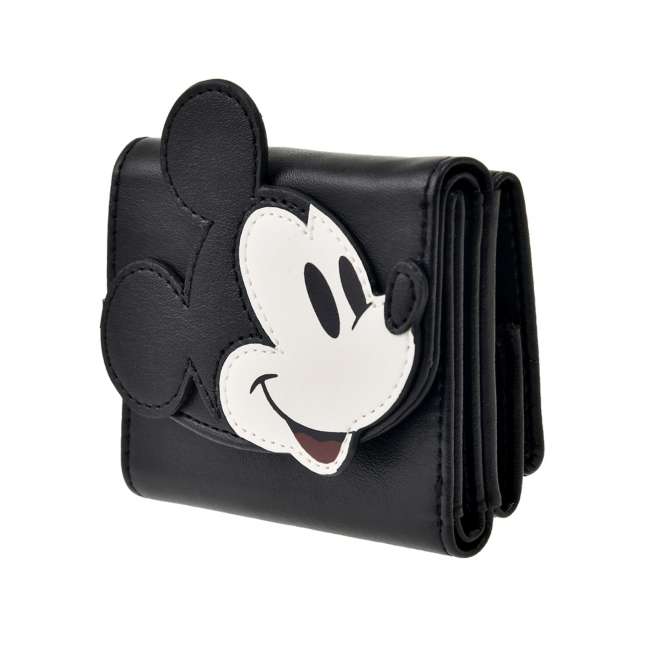 JDS - HOLIDAY GIFT FROM DISNEY STORE x Mickey Wallets (Release Date: Nov 25, 2025)
