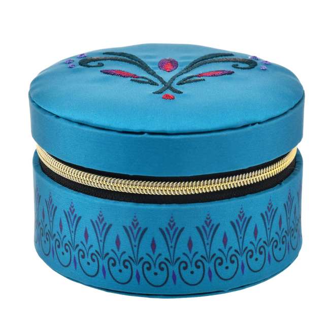 JDS - HOLIDAY GIFT FROM DISNEY STORE x Elsa Coronation Dress Accessory Case (Release Date: Nov 25, 2025)