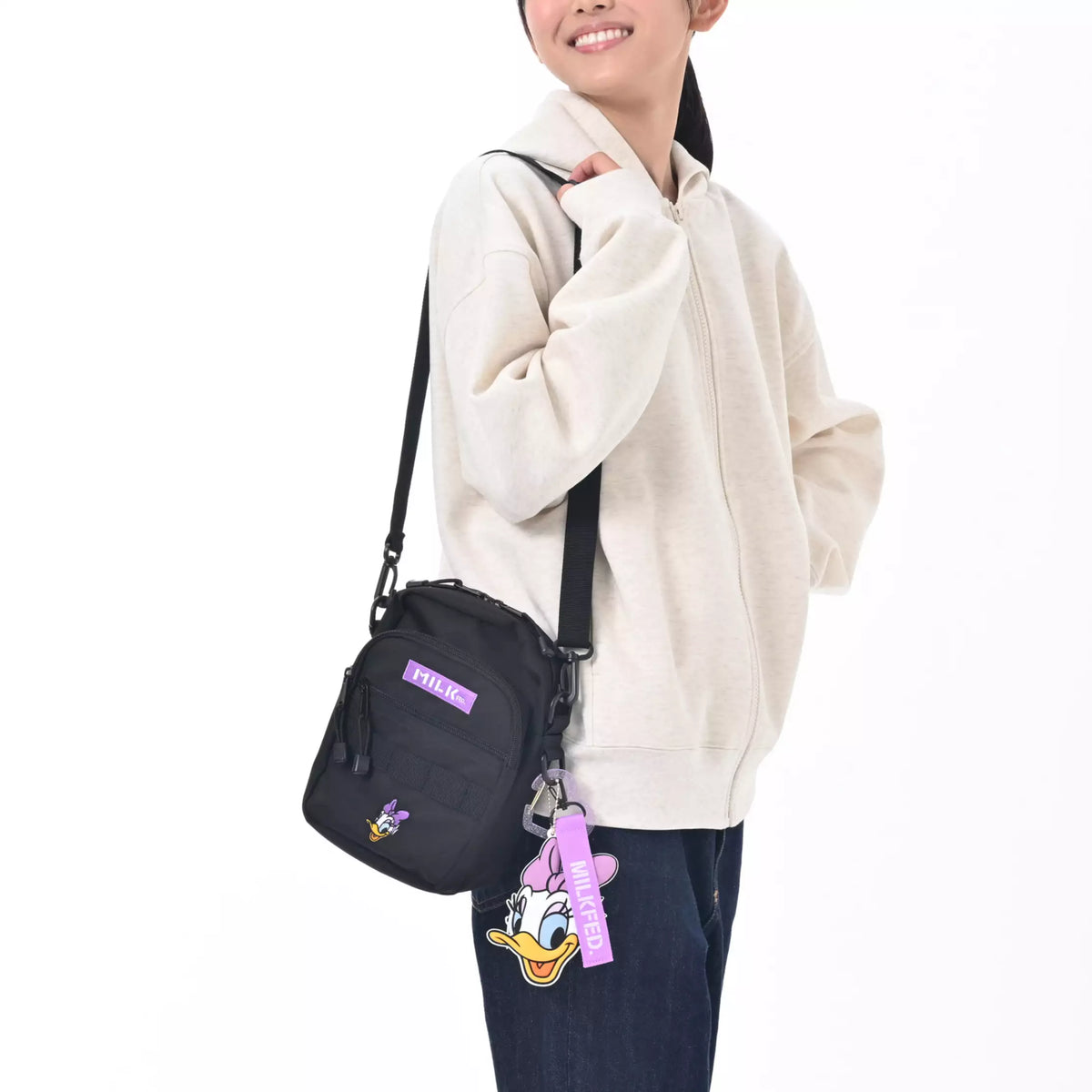 JDS - [MILKFED.] Daisy Shoulder Bag with Charm, Pouch, and