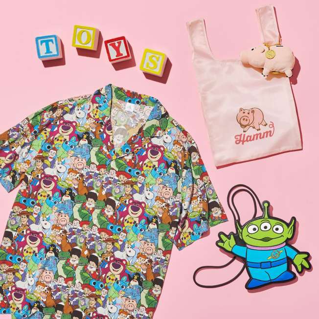 JDS - 2026 Toy Story Fashion x Little Green Men/Alien Shoulder Bag (Release Date: Jun 30, 2026)