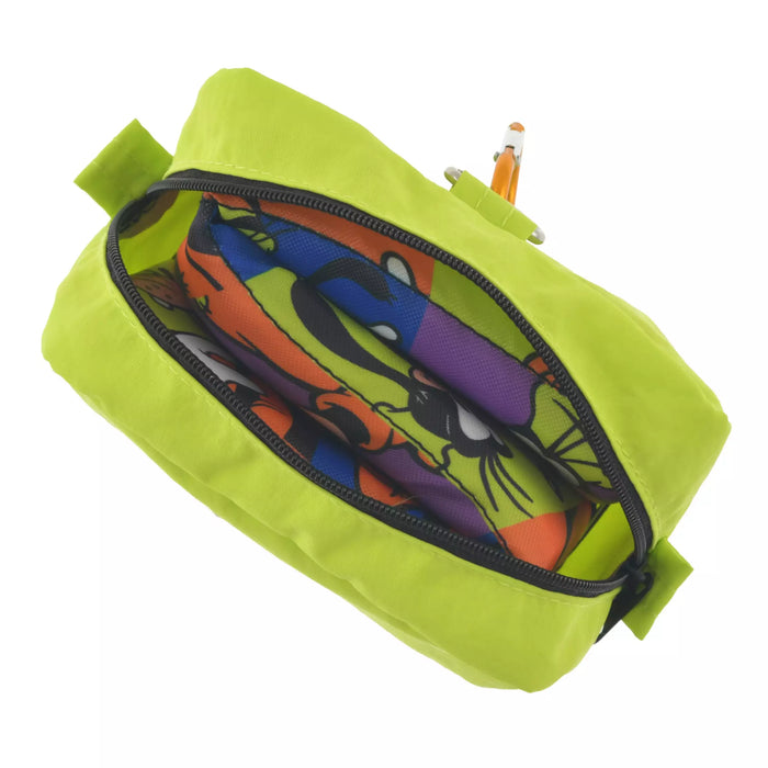 JDS - 2026 Goofy Fashion Collection x Goofy Seat Cushion in Pouch with Carabiner (Release Date: May 5, 2026)