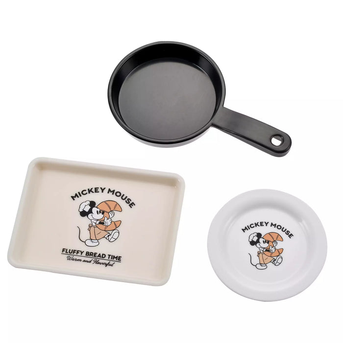 JDS - 2026 Mickey's Bakery Collection x Mickey Secret Figure Blind JDS - 2026 Mickey's Bakery Collection x Mickey Secret Figure Blind